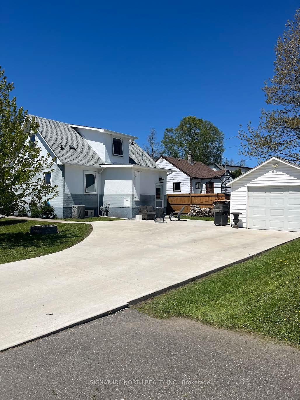 Photo 5 of 103 Ray Blvd, Thunder Bay, Mariday Heights — HOMEH