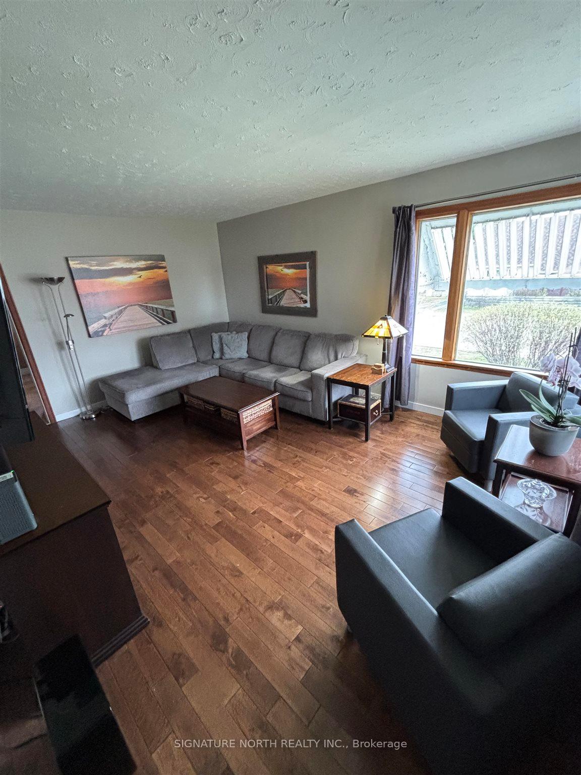 Photo 19 of 103 Ray Blvd, Thunder Bay, Mariday Heights — HOMEH