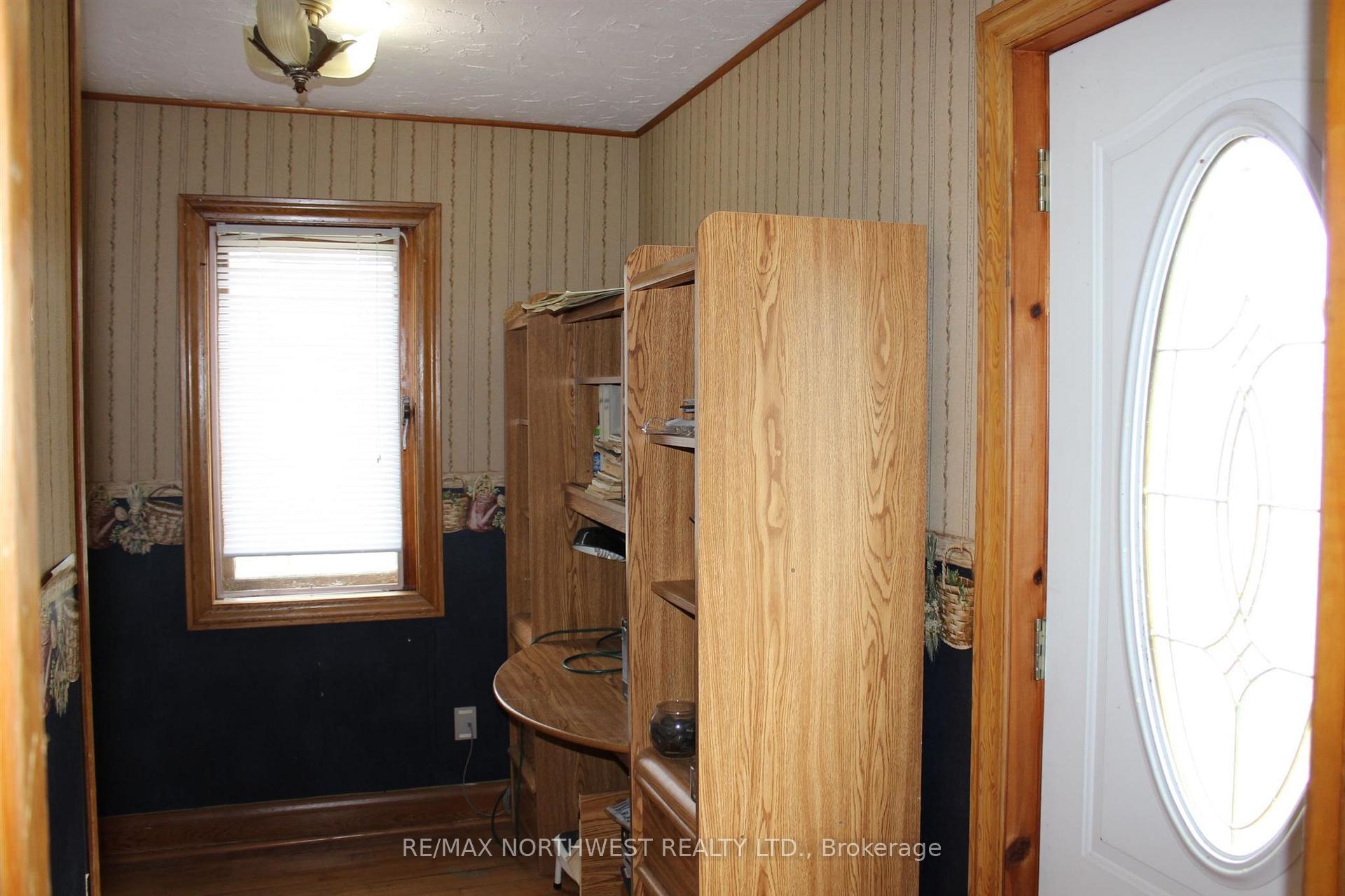Photo 32 of 105 Fourth St, Rainy River — HOMEH