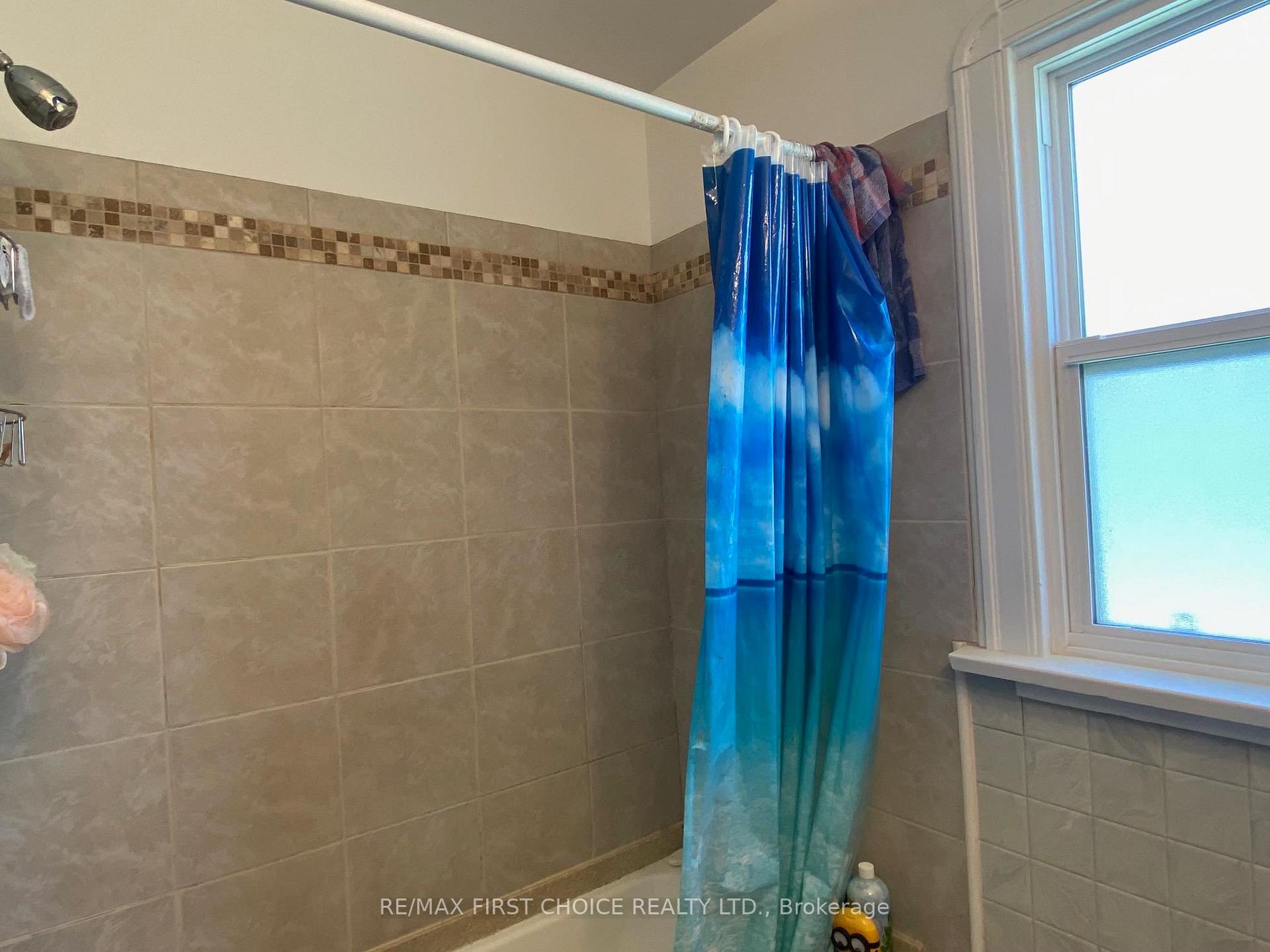 Photo 12 of 261 Mary Street E, Thunder Bay, Westfort — HOMEH