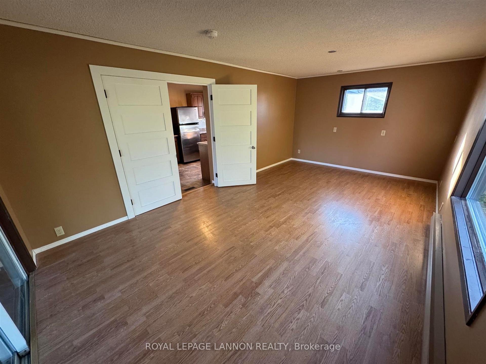 Photo 16 of 946 John Street, Thunder Bay, Forest Park — HOMEH