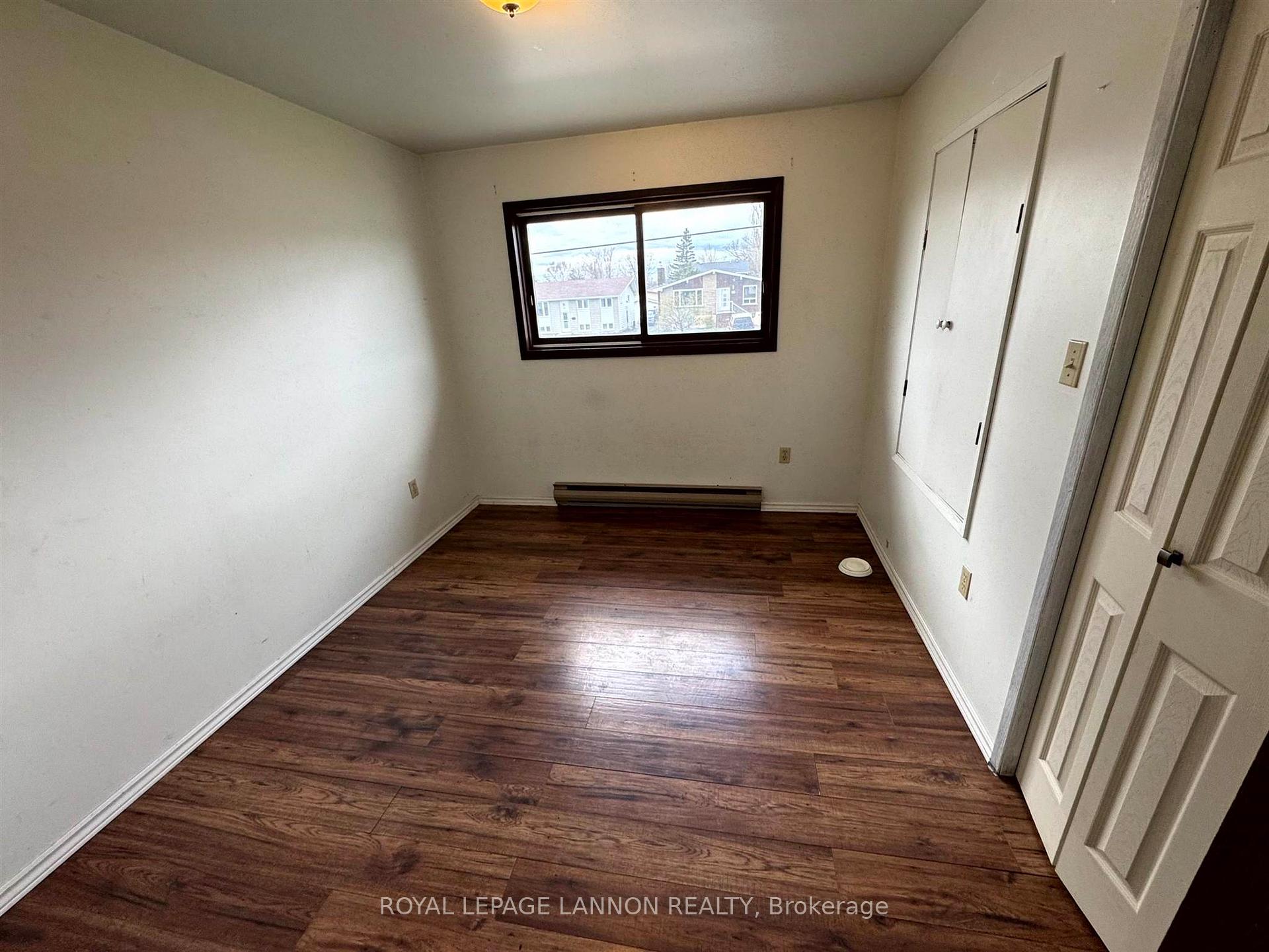 Photo 23 of 946 John Street, Thunder Bay, Forest Park — HOMEH