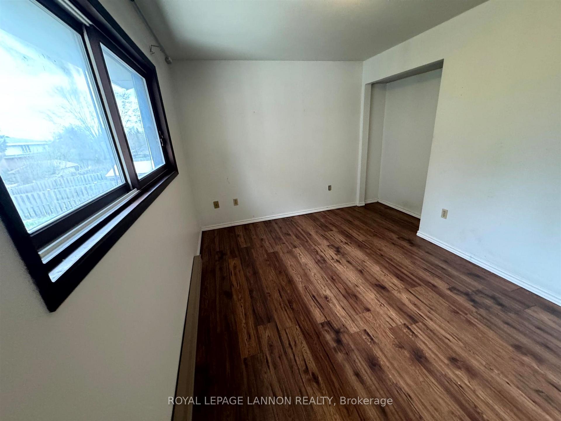 Photo 27 of 946 John Street, Thunder Bay, Forest Park — HOMEH