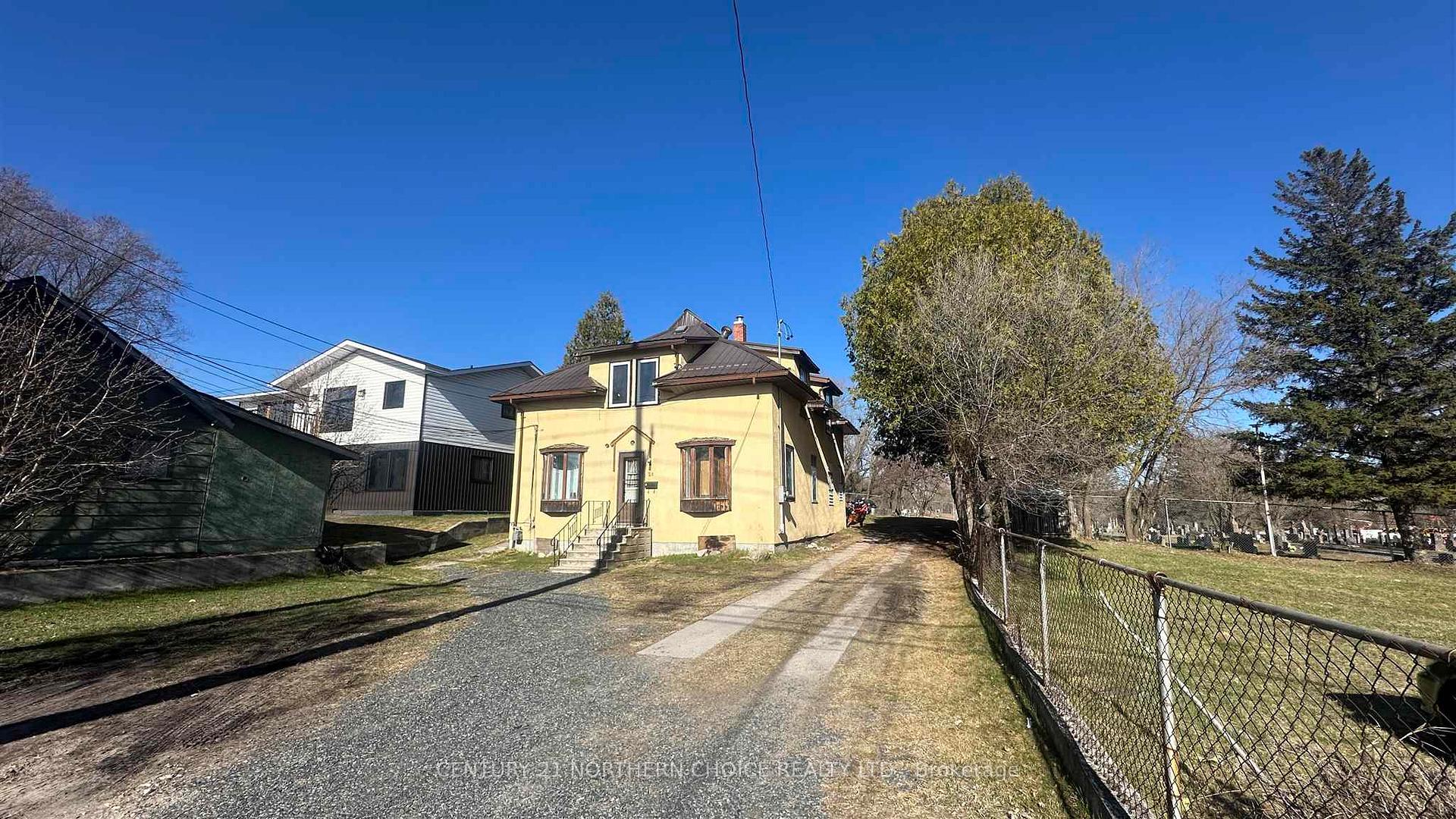 Photo 3 of 21 Scramble Avenue, Kenora, Ride Out — HOMEH