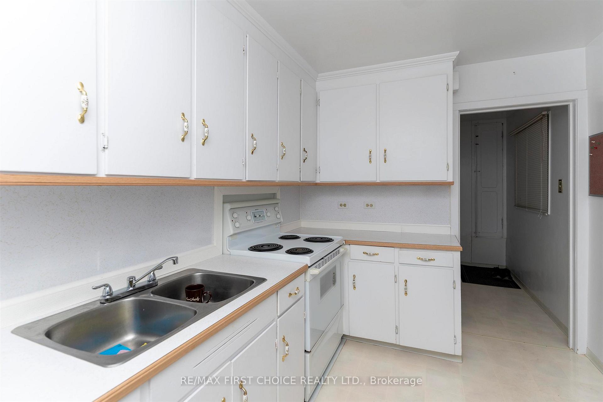 Photo 10 of 355 Francis Street E, Thunder Bay, Westfort — HOMEH
