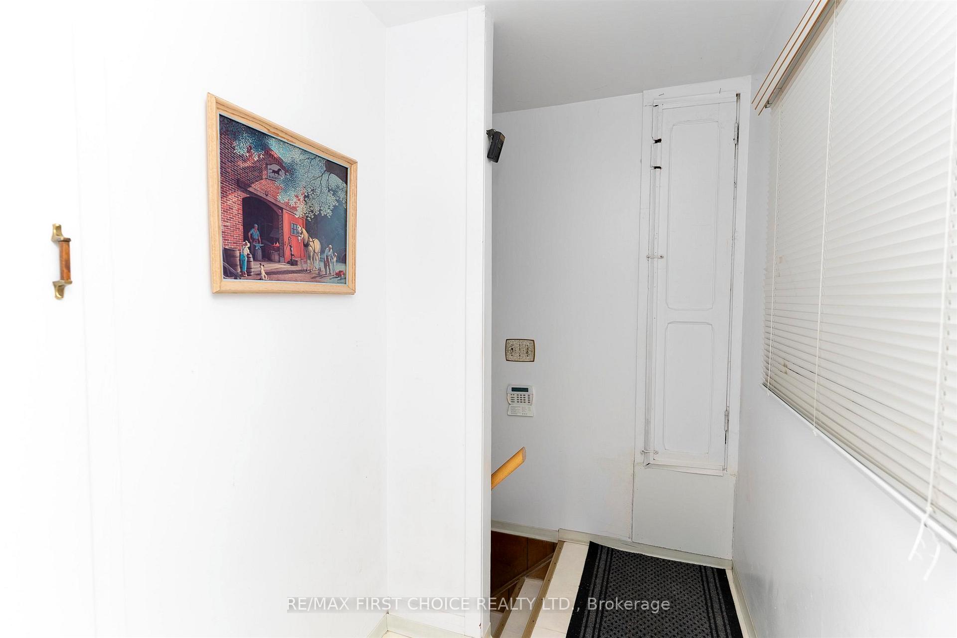 Photo 19 of 355 Francis Street E, Thunder Bay, Westfort — HOMEH
