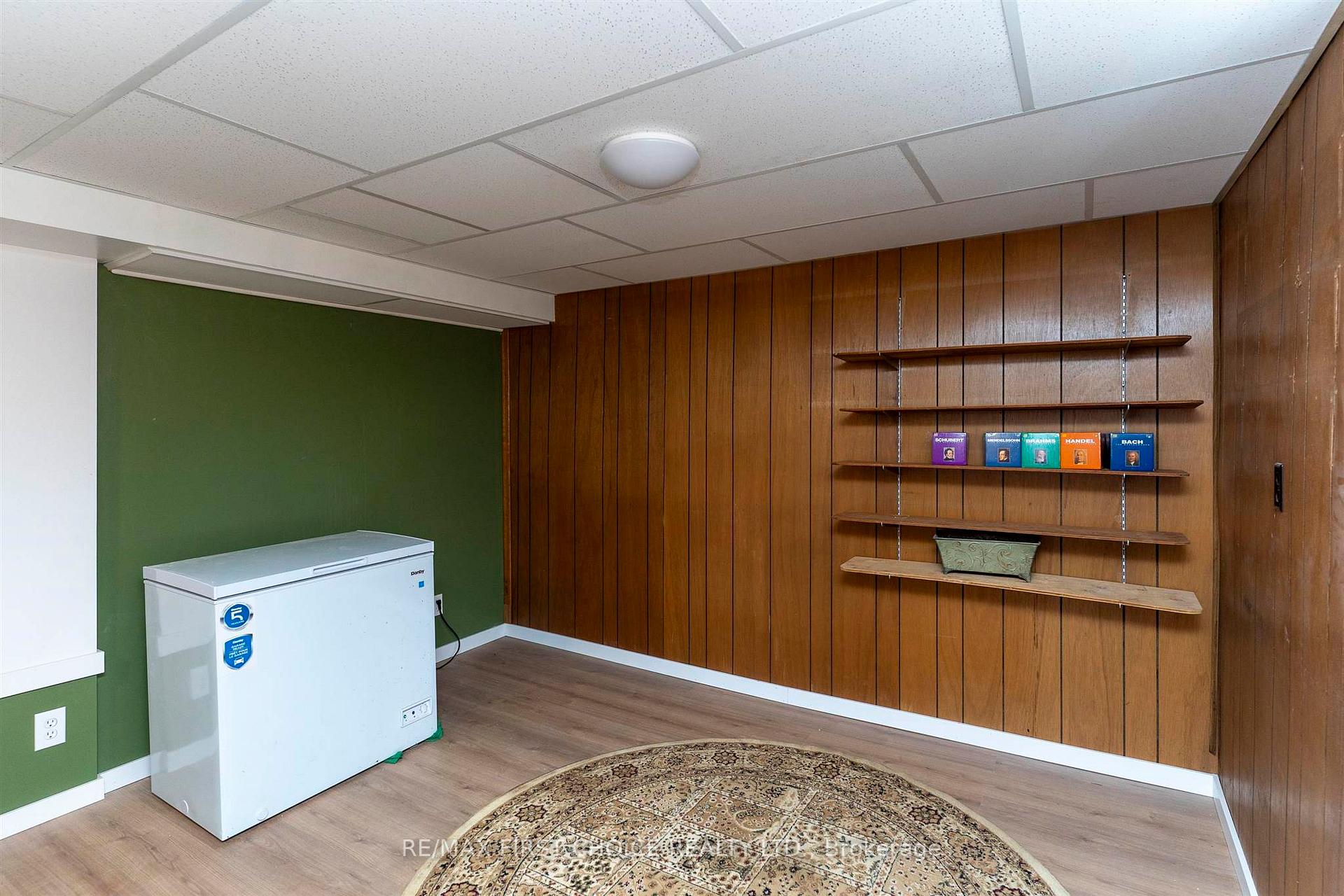 Photo 20 of 355 Francis Street E, Thunder Bay, Westfort — HOMEH