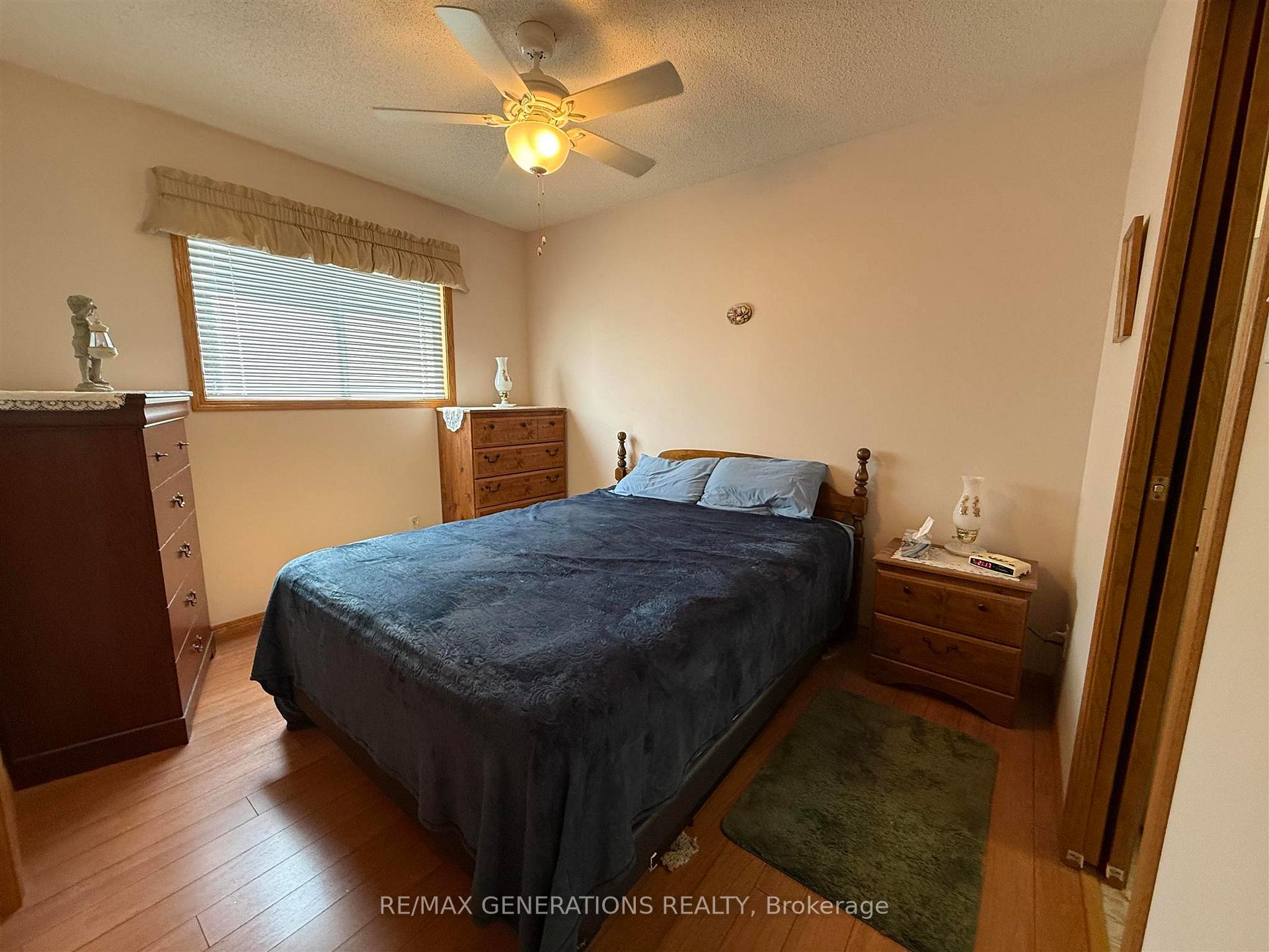Photo 7 of 2344 Broadway Avenue, Thunder Bay, Rosslyn Road — HOMEH