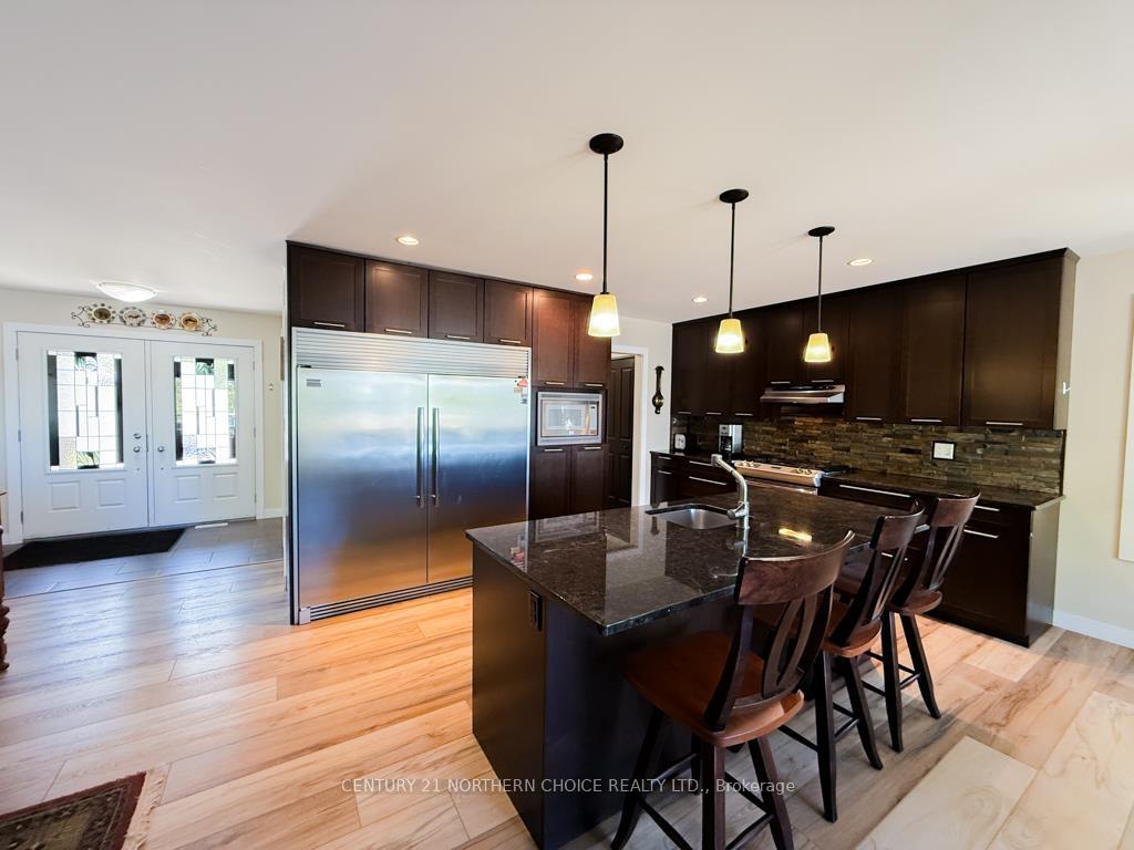 Photo 7 of 20 Birchwood Crescent, Kenora, Pinecrest — HOMEH