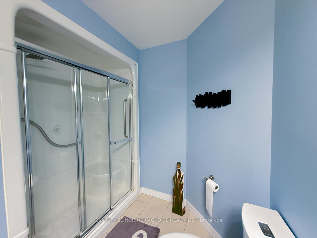 Photo 19 of 20 Birchwood Crescent, Kenora, Pinecrest — HOMEH