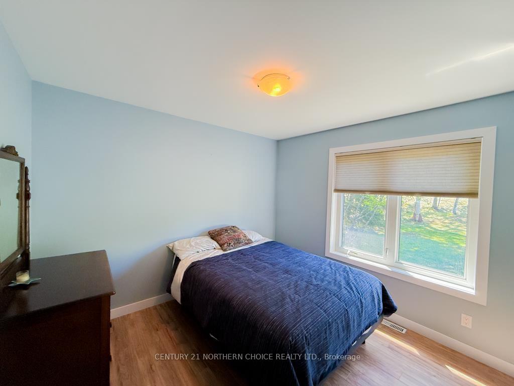 Photo 21 of 20 Birchwood Crescent, Kenora, Pinecrest — HOMEH