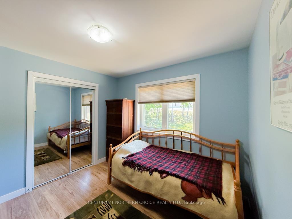 Photo 24 of 20 Birchwood Crescent, Kenora, Pinecrest — HOMEH