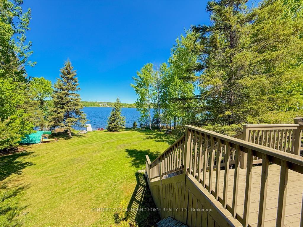 Photo 32 of 20 Birchwood Crescent, Kenora, Pinecrest — HOMEH