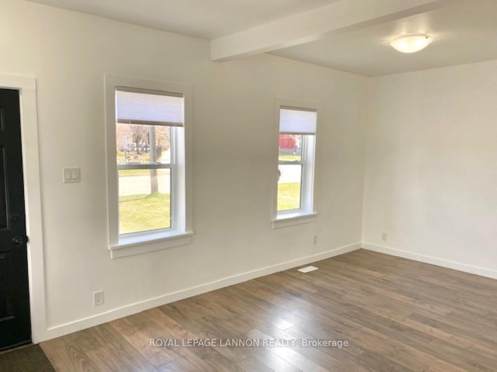 Photo 4 of 605 Prince Arthur Boulevard, Thunder Bay, East End — HOMEH