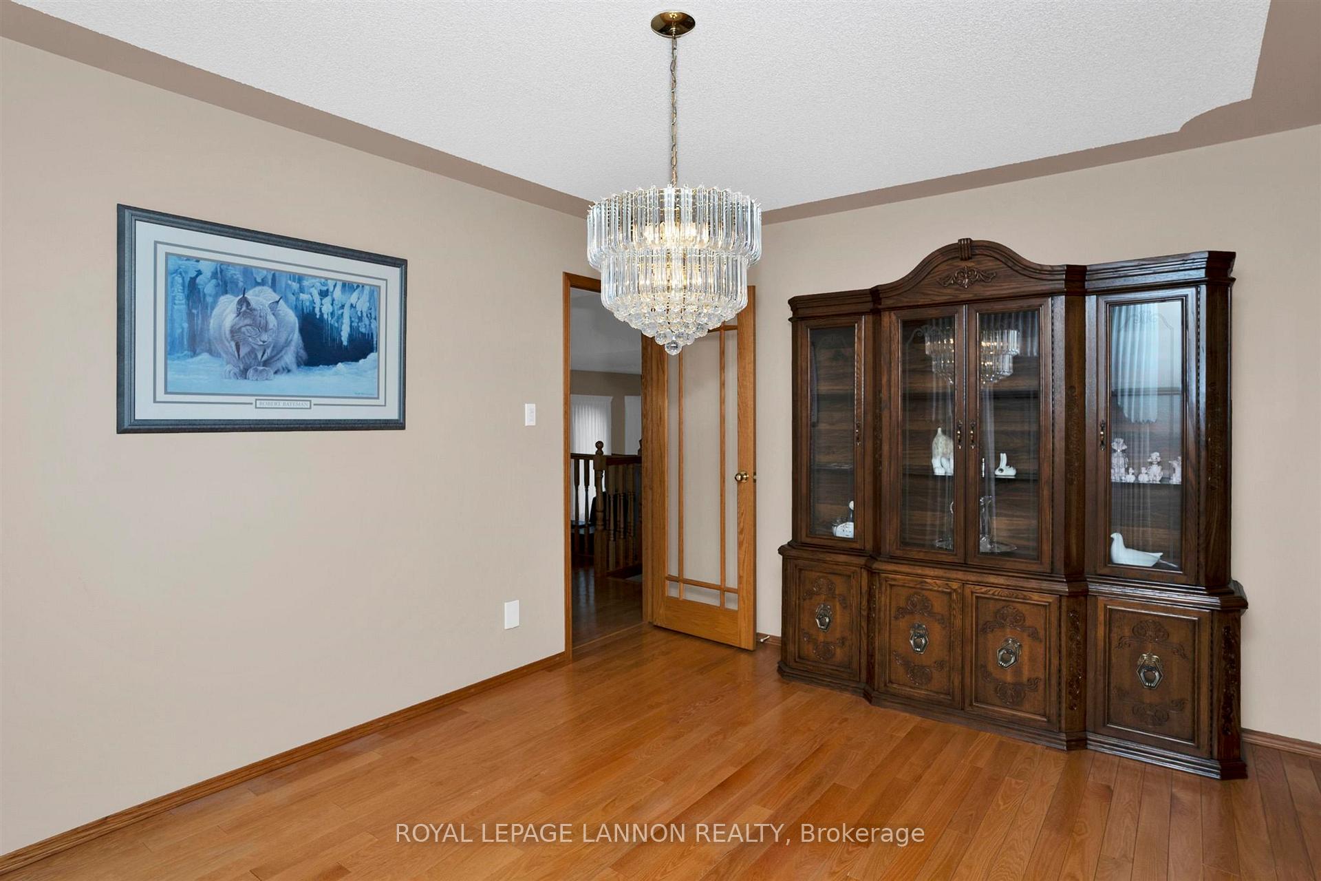 Photo 7 of 120 Wolverine Crescent, Thunder Bay, Parkdale — HOMEH