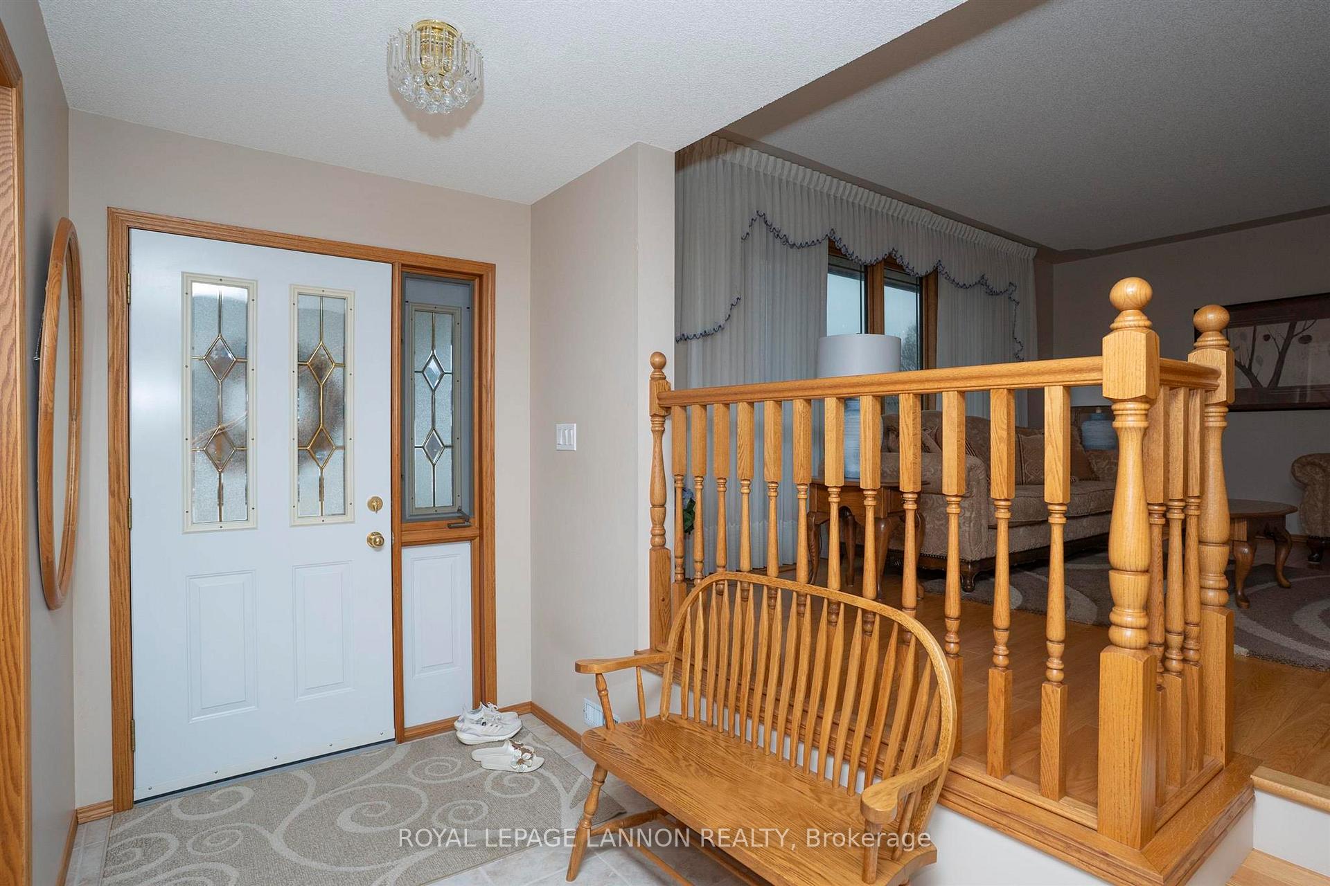 Photo 10 of 120 Wolverine Crescent, Thunder Bay, Parkdale — HOMEH