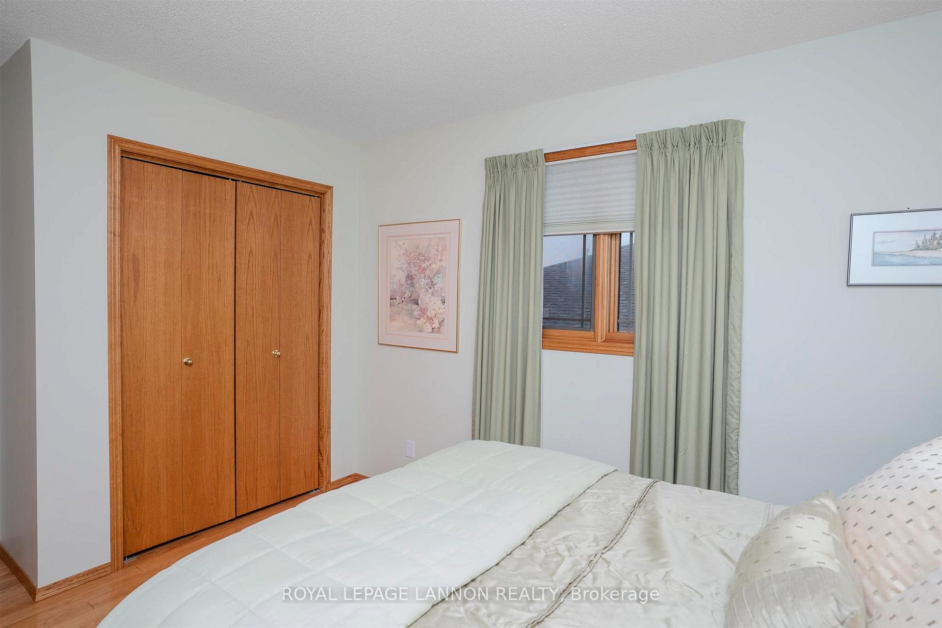 Photo 18 of 120 Wolverine Crescent, Thunder Bay, Parkdale — HOMEH