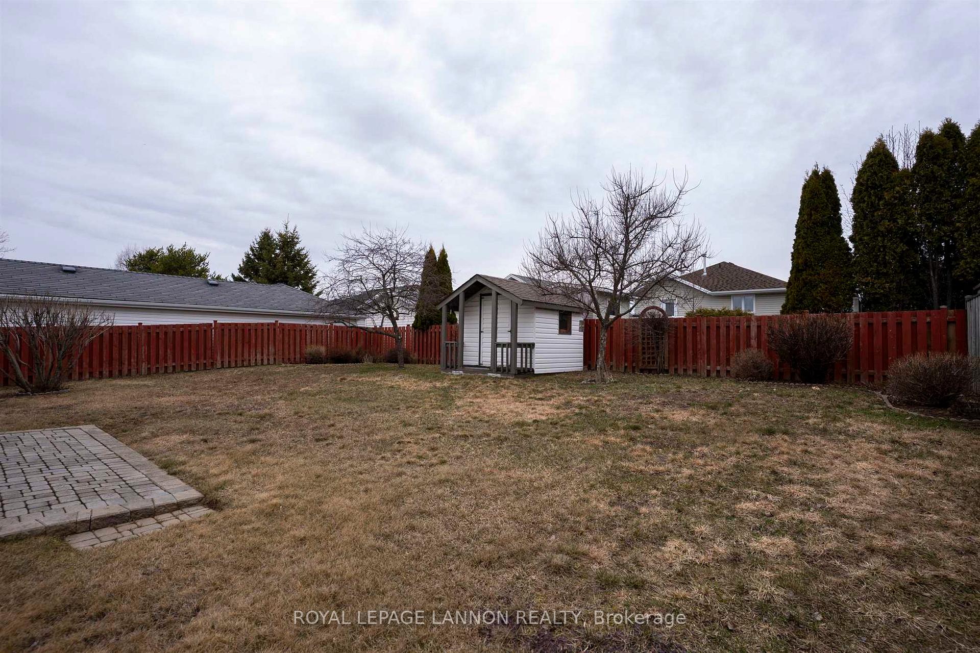 Photo 33 of 120 Wolverine Crescent, Thunder Bay, Parkdale — HOMEH
