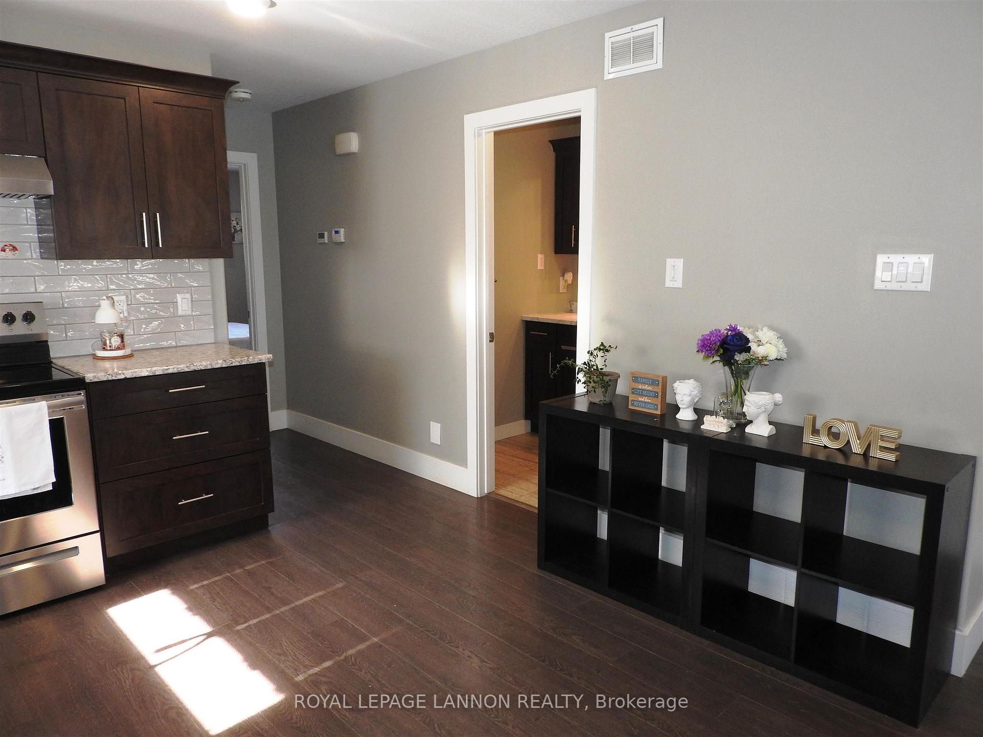 Photo 5 of 901 Stapleton Street, Thunder Bay, Westfort — HOMEH