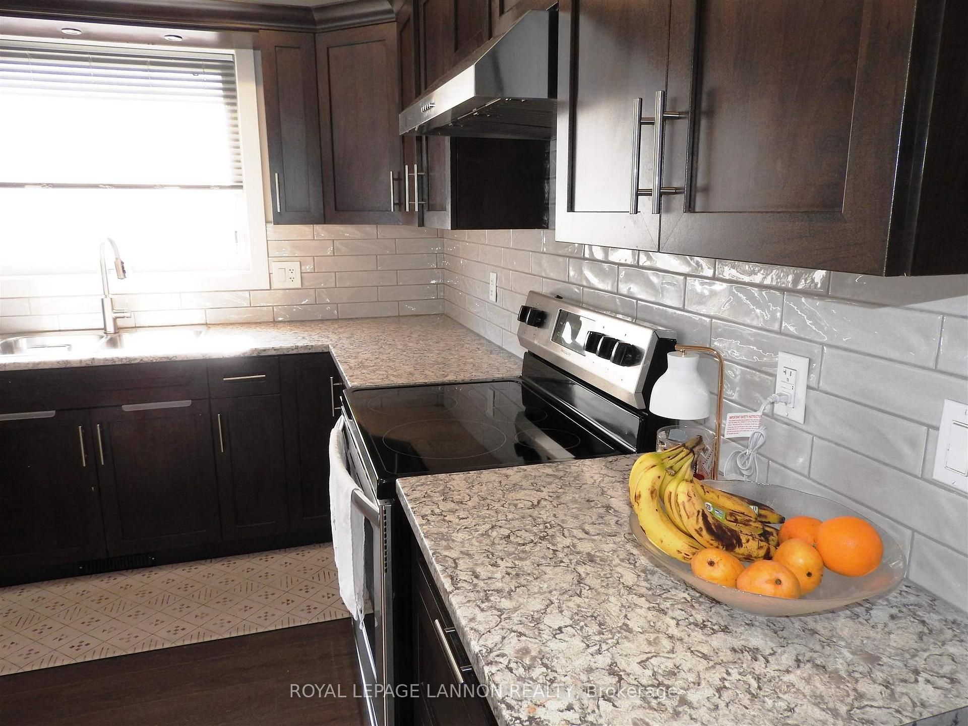 Photo 7 of 901 Stapleton Street, Thunder Bay, Westfort — HOMEH