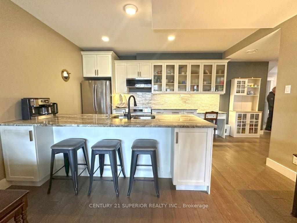 Photo 13 of Unit 101, 443 Van Norman Street, Thunder Bay, College Heights — HOMEH