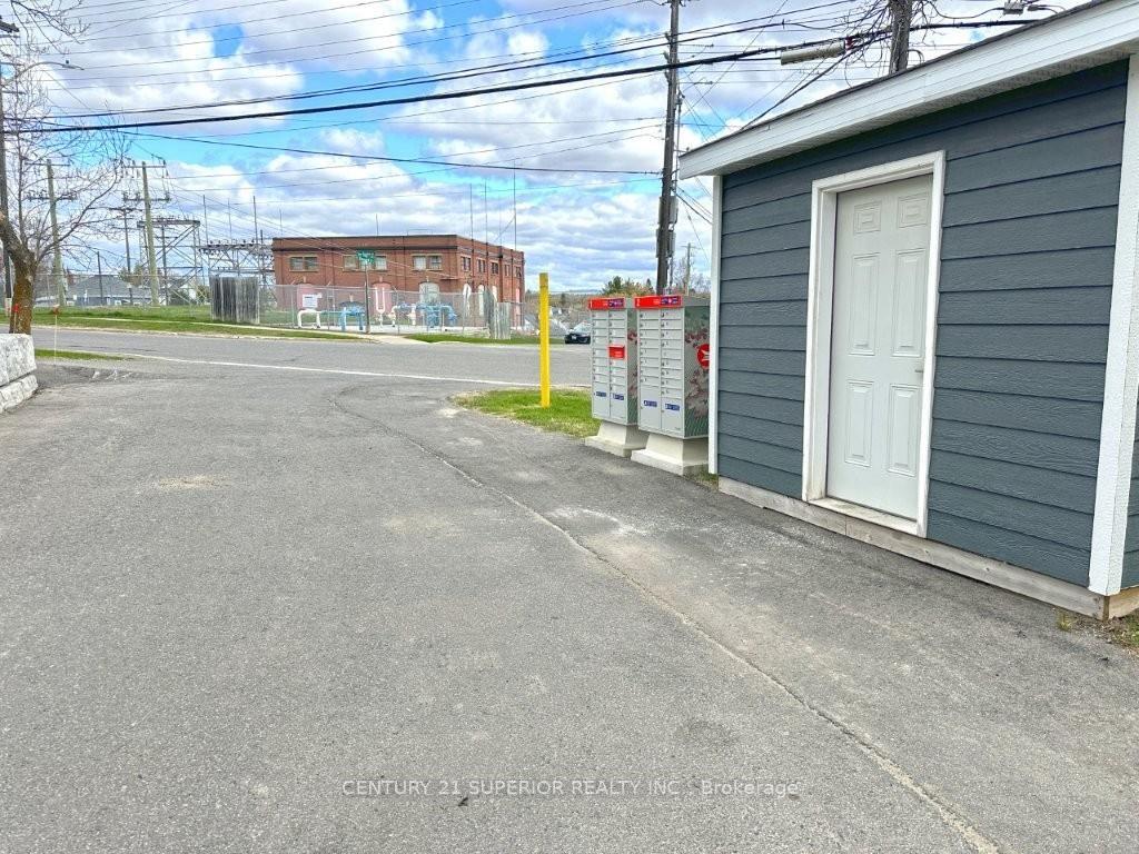 Photo 47 of Unit 101, 443 Van Norman Street, Thunder Bay, College Heights — HOMEH