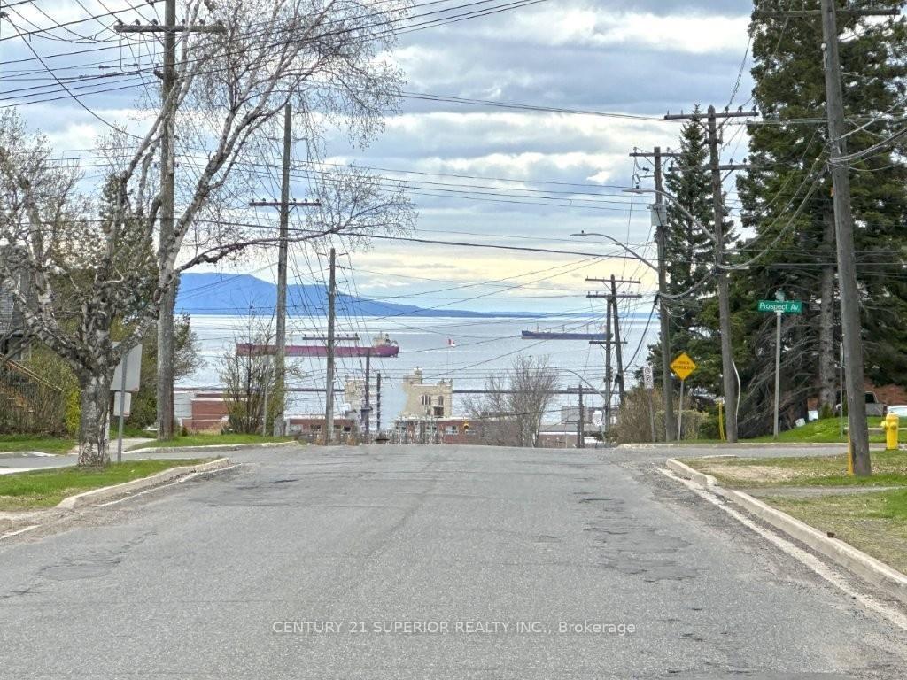 Photo 49 of Unit 101, 443 Van Norman Street, Thunder Bay, College Heights — HOMEH