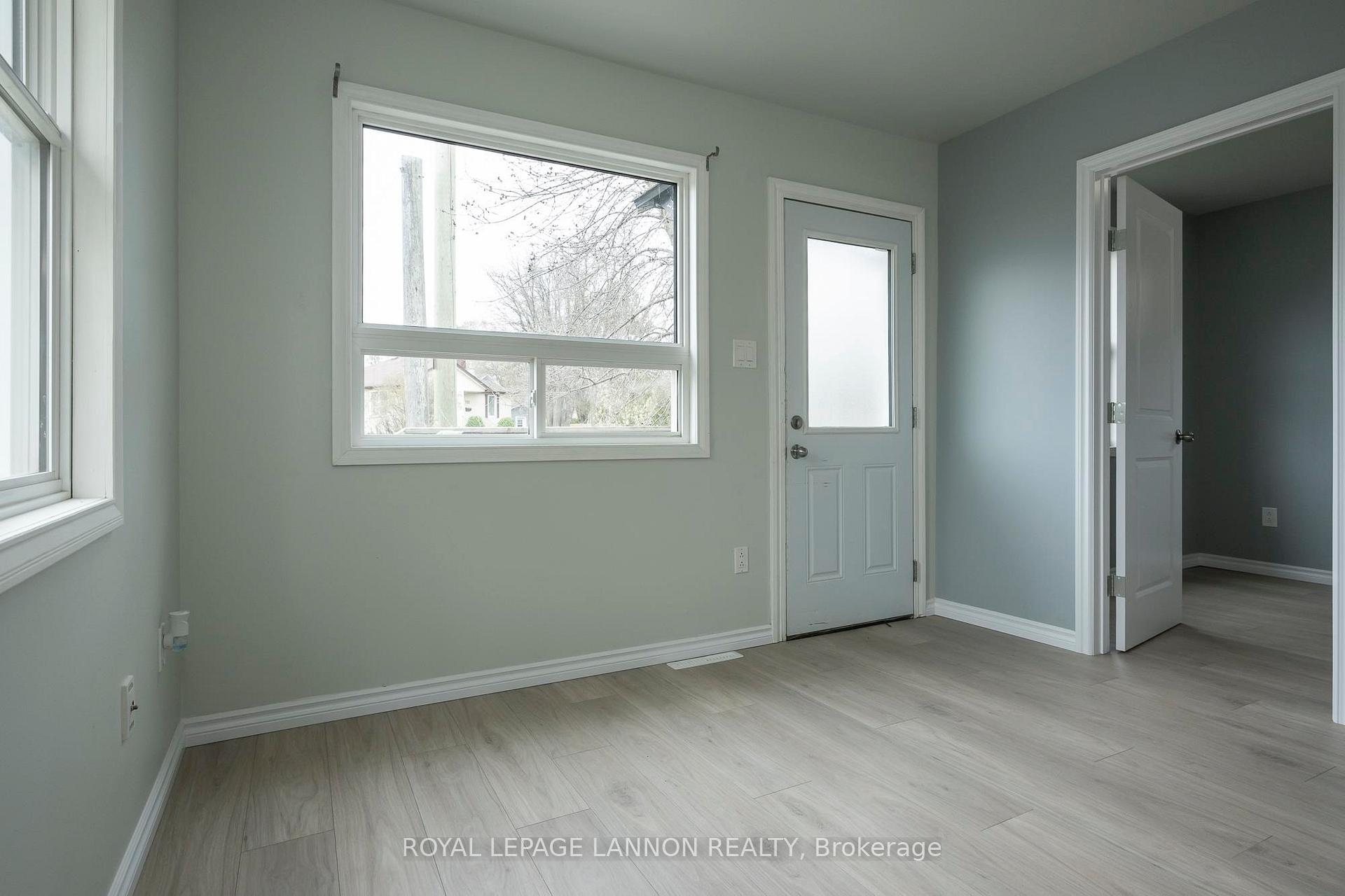 Photo 3 of 717 Northern Avenue, Thunder Bay, McKeller Park — HOMEH