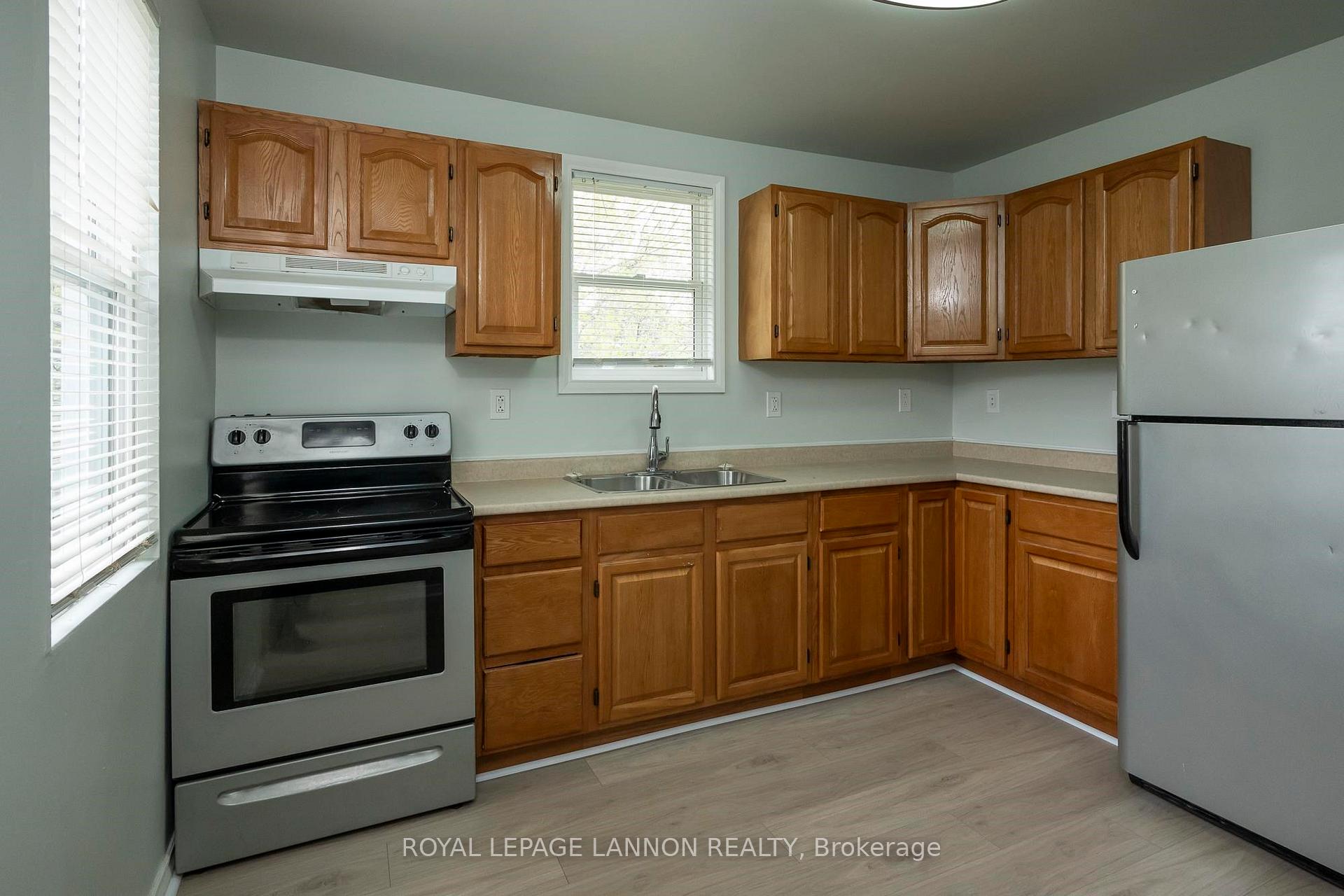 Photo 7 of 717 Northern Avenue, Thunder Bay, McKeller Park — HOMEH