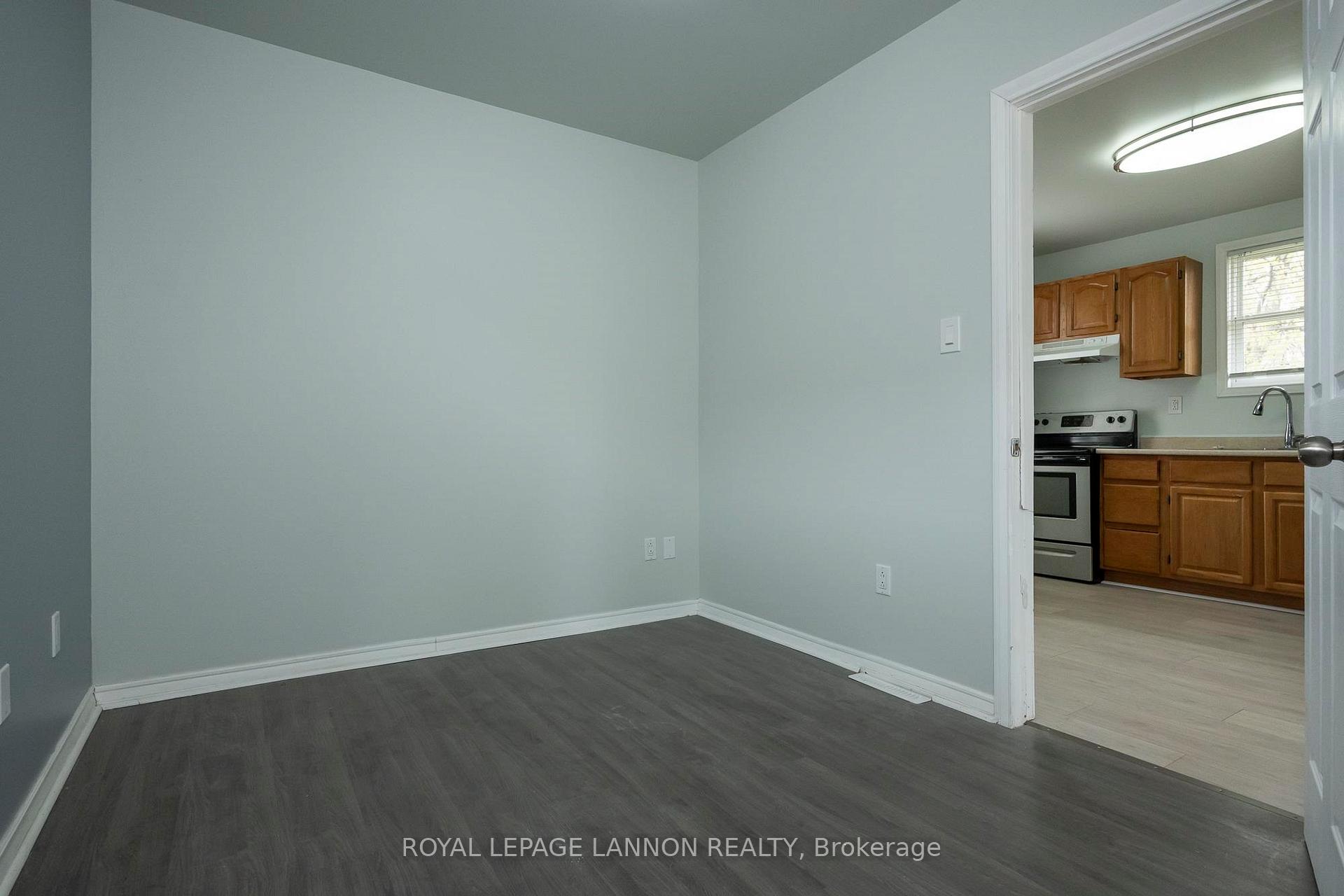 Photo 12 of 717 Northern Avenue, Thunder Bay, McKeller Park — HOMEH