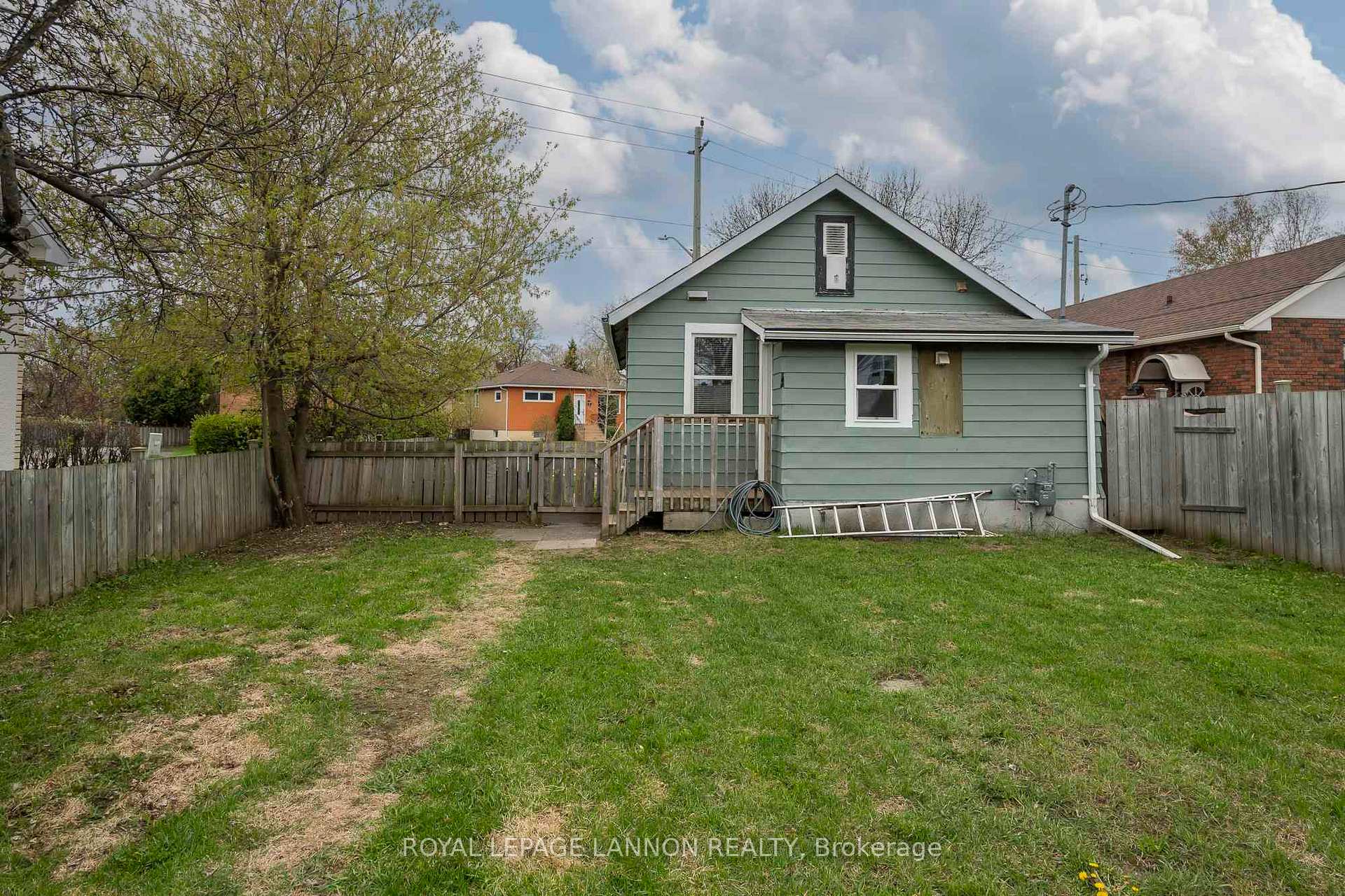 Photo 18 of 717 Northern Avenue, Thunder Bay, McKeller Park — HOMEH
