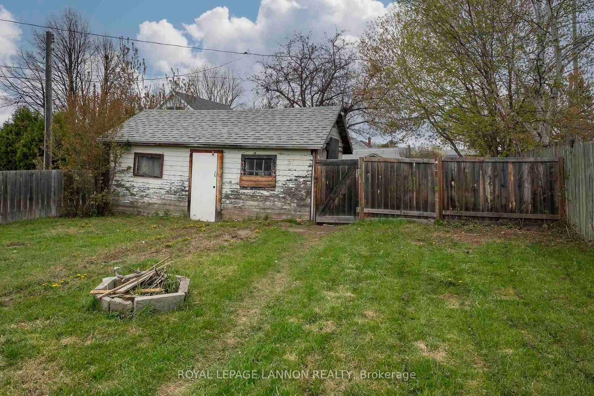 Photo 20 of 717 Northern Avenue, Thunder Bay, McKeller Park — HOMEH