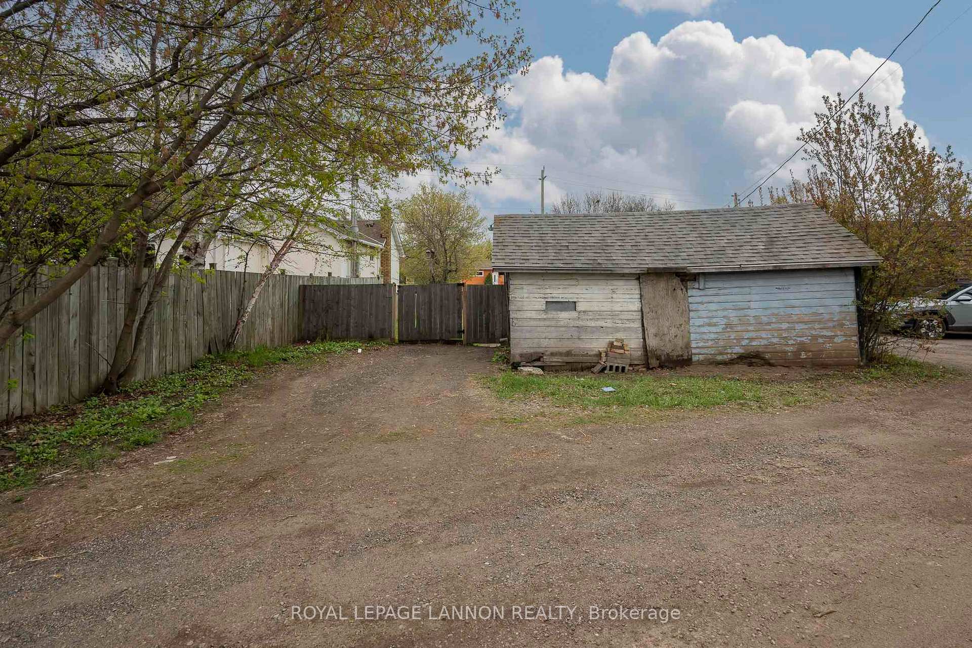 Photo 21 of 717 Northern Avenue, Thunder Bay, McKeller Park — HOMEH