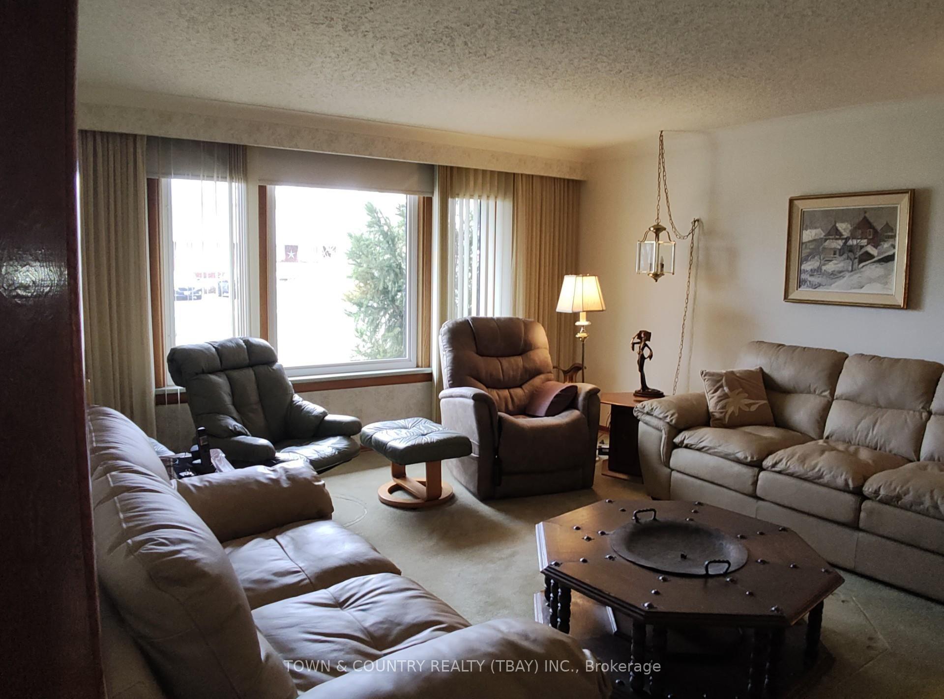 Photo 2 of 79 Ray Blvd, Thunder Bay, Mariday Heights — HOMEH