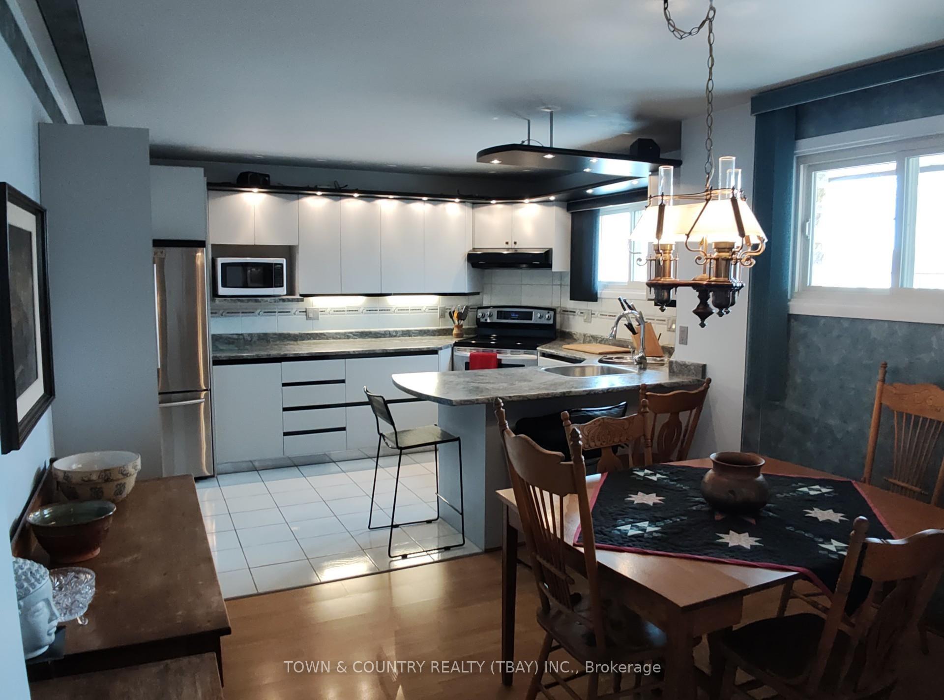 Photo 3 of 79 Ray Blvd, Thunder Bay, Mariday Heights — HOMEH