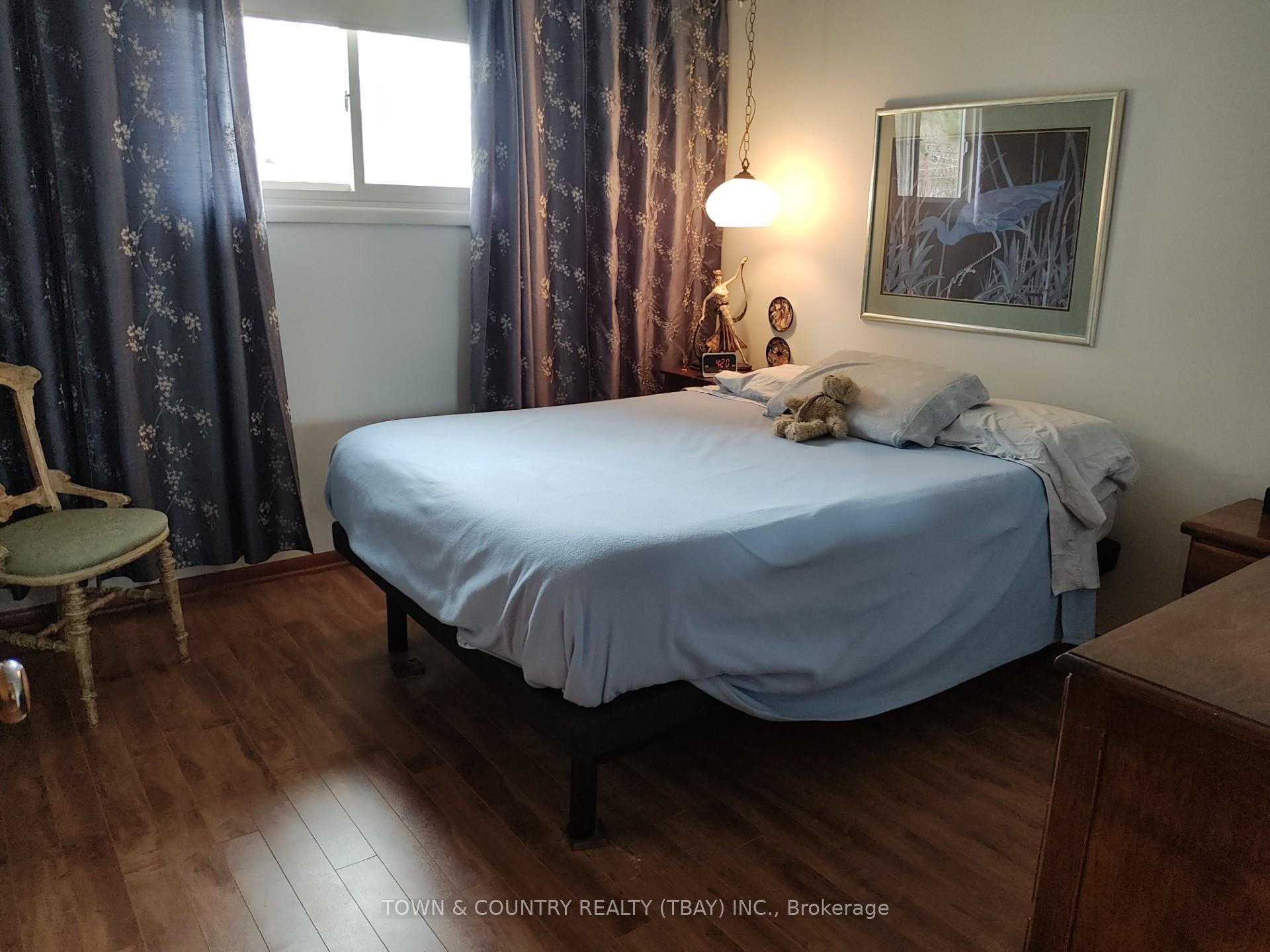 Photo 9 of 79 Ray Blvd, Thunder Bay, Mariday Heights — HOMEH