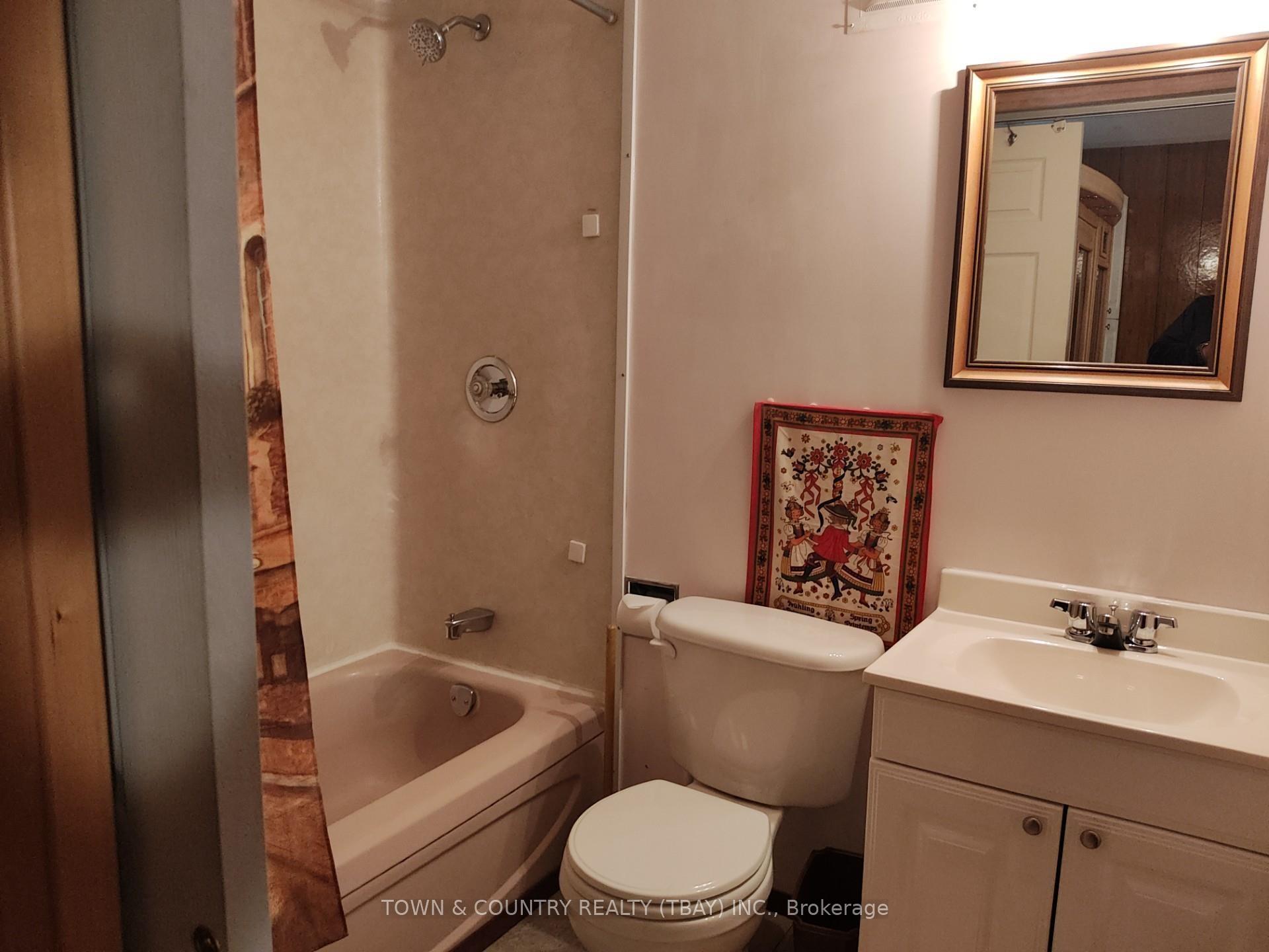 Photo 15 of 79 Ray Blvd, Thunder Bay, Mariday Heights — HOMEH