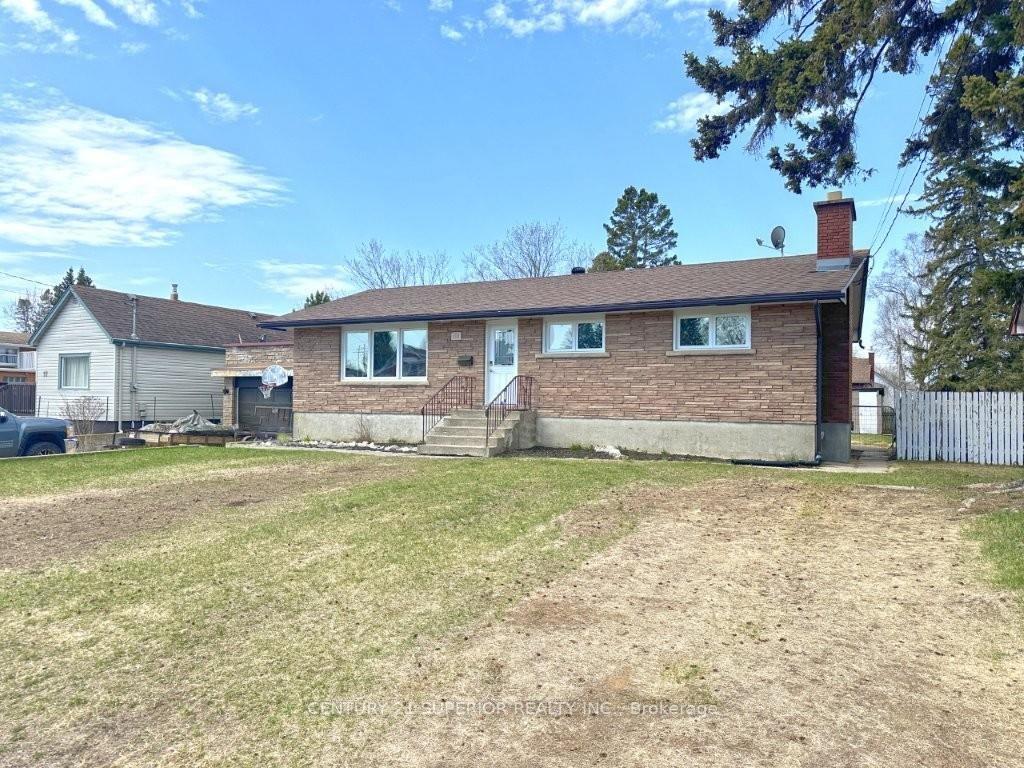 Photo 2 of 101 Shipley Street, Thunder Bay, Shuniah — HOMEH