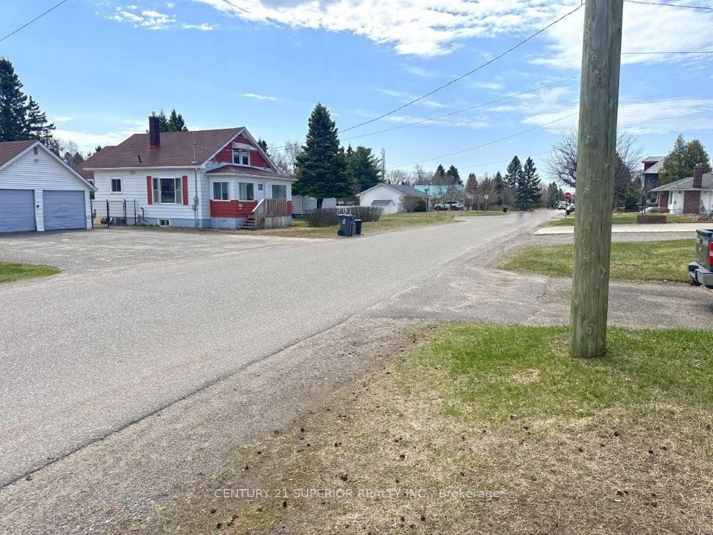 Photo 50 of 101 Shipley Street, Thunder Bay, Shuniah — HOMEH