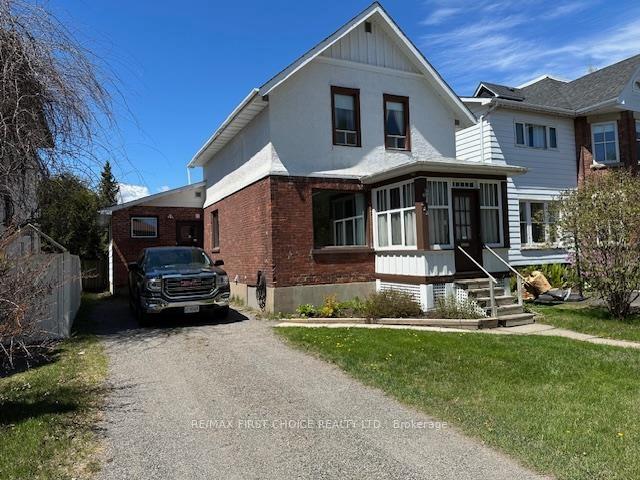 Photo 1 of 423 Catherine Street, Thunder Bay, Hyde Park — HOMEH