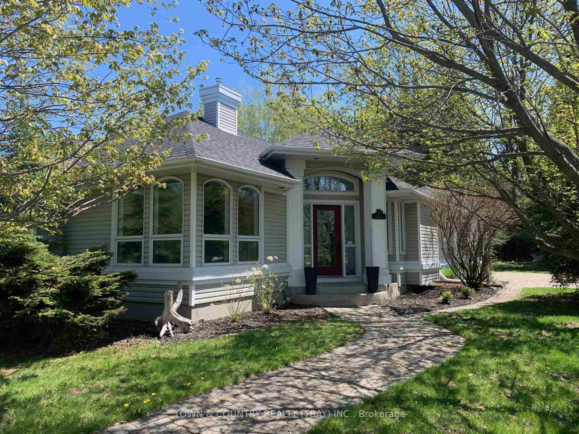Photo 1 of 2152 Southcliff Place, Thunder Bay, Riverdale Road — HOMEH