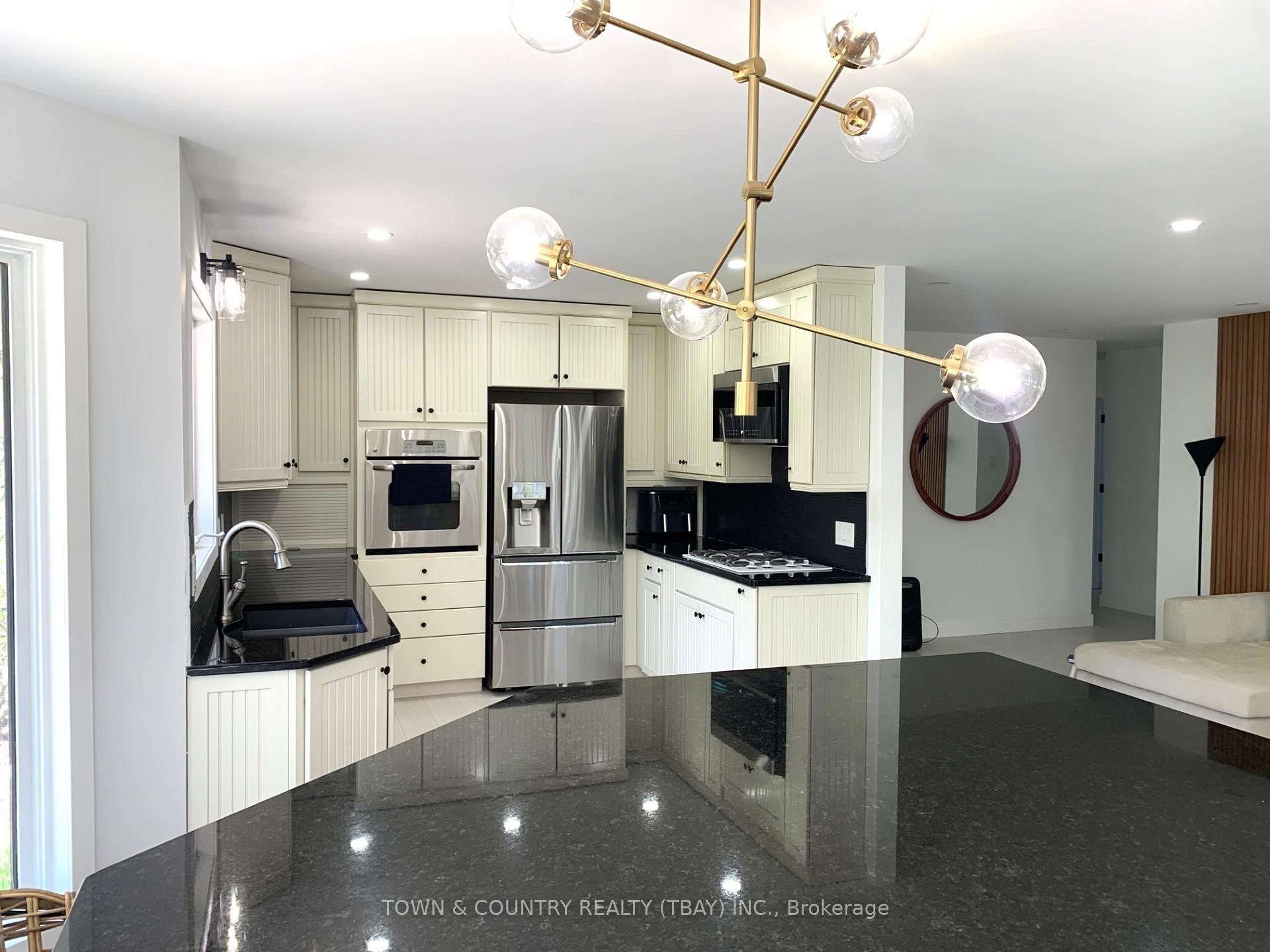 Photo 9 of 2152 Southcliff Place, Thunder Bay, Riverdale Road — HOMEH