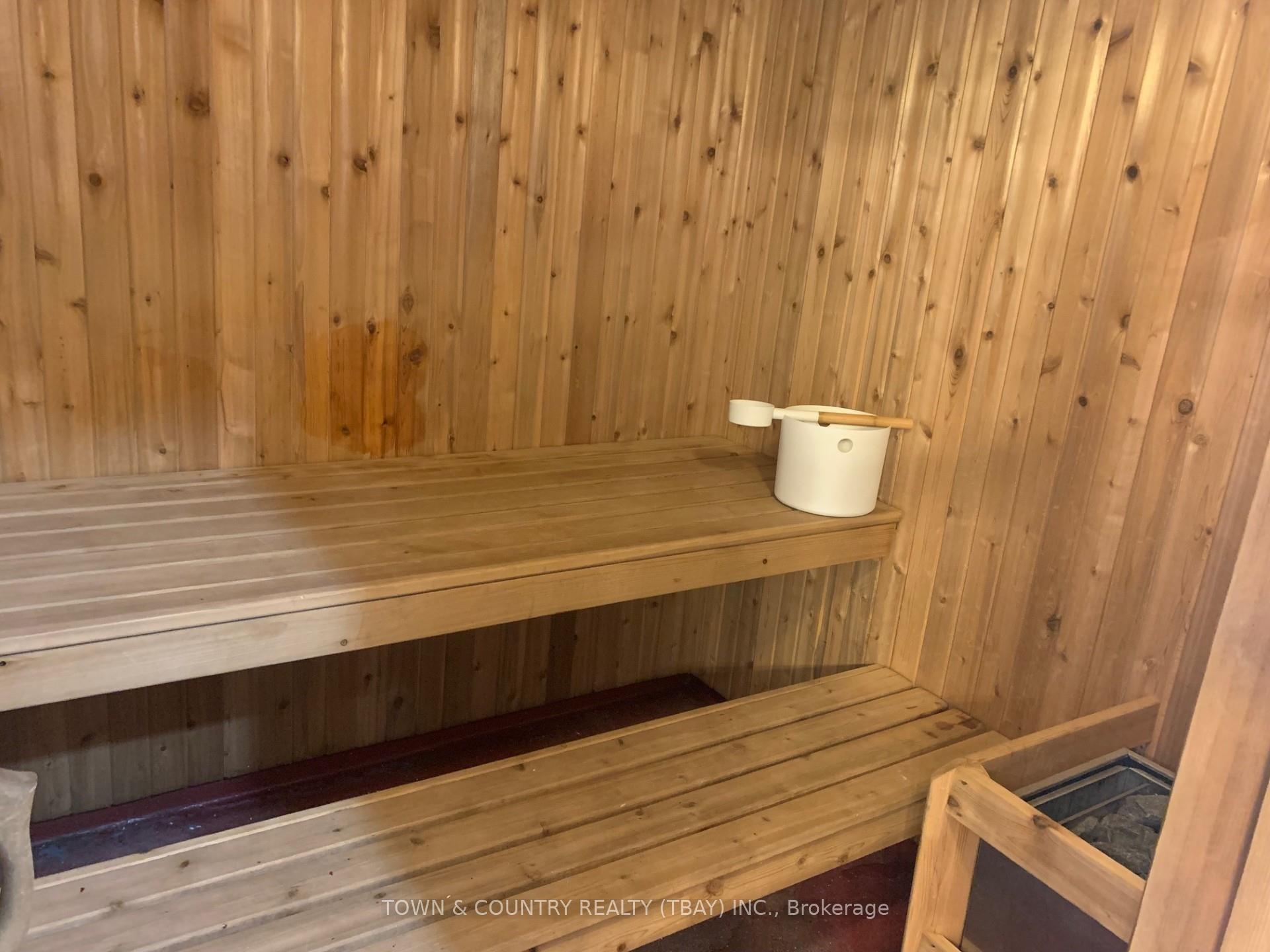 Photo 18 of 2152 Southcliff Place, Thunder Bay, Riverdale Road — HOMEH