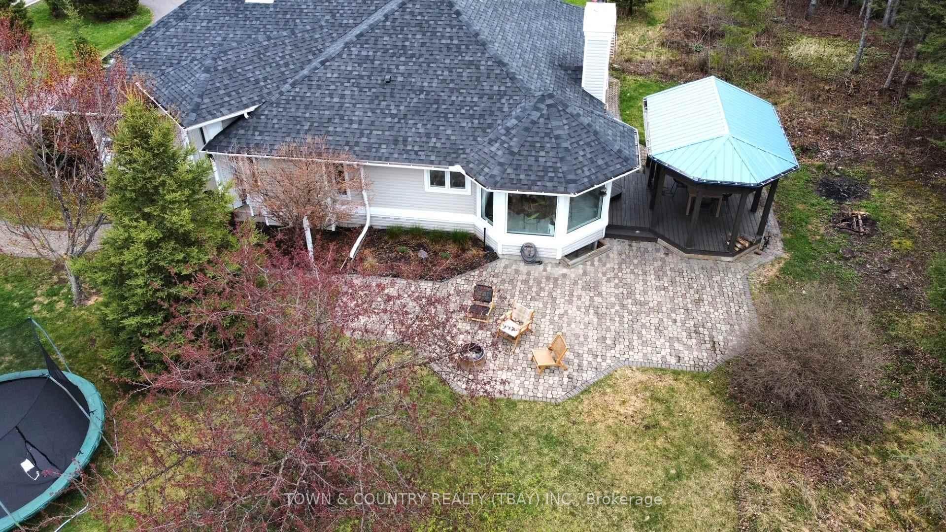 Photo 22 of 2152 Southcliff Place, Thunder Bay, Riverdale Road — HOMEH