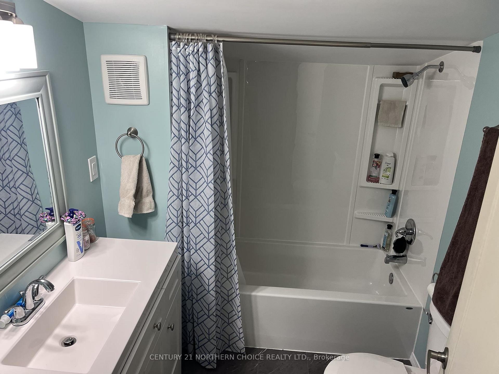 Photo 7 of 612 Sixth Avenue S, Kenora, Lakeside — HOMEH
