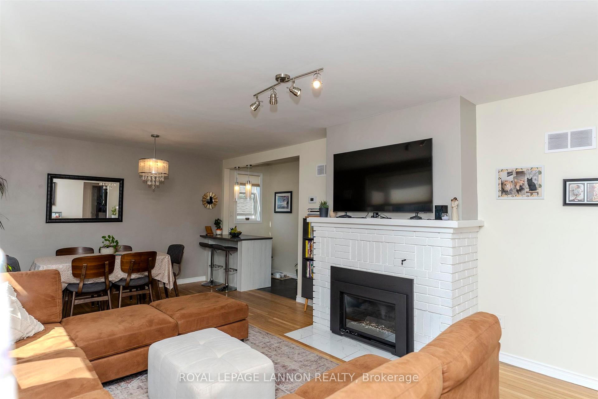 Photo 5 of 168 Hill Street S, Thunder Bay, Court / Cumberland — HOMEH
