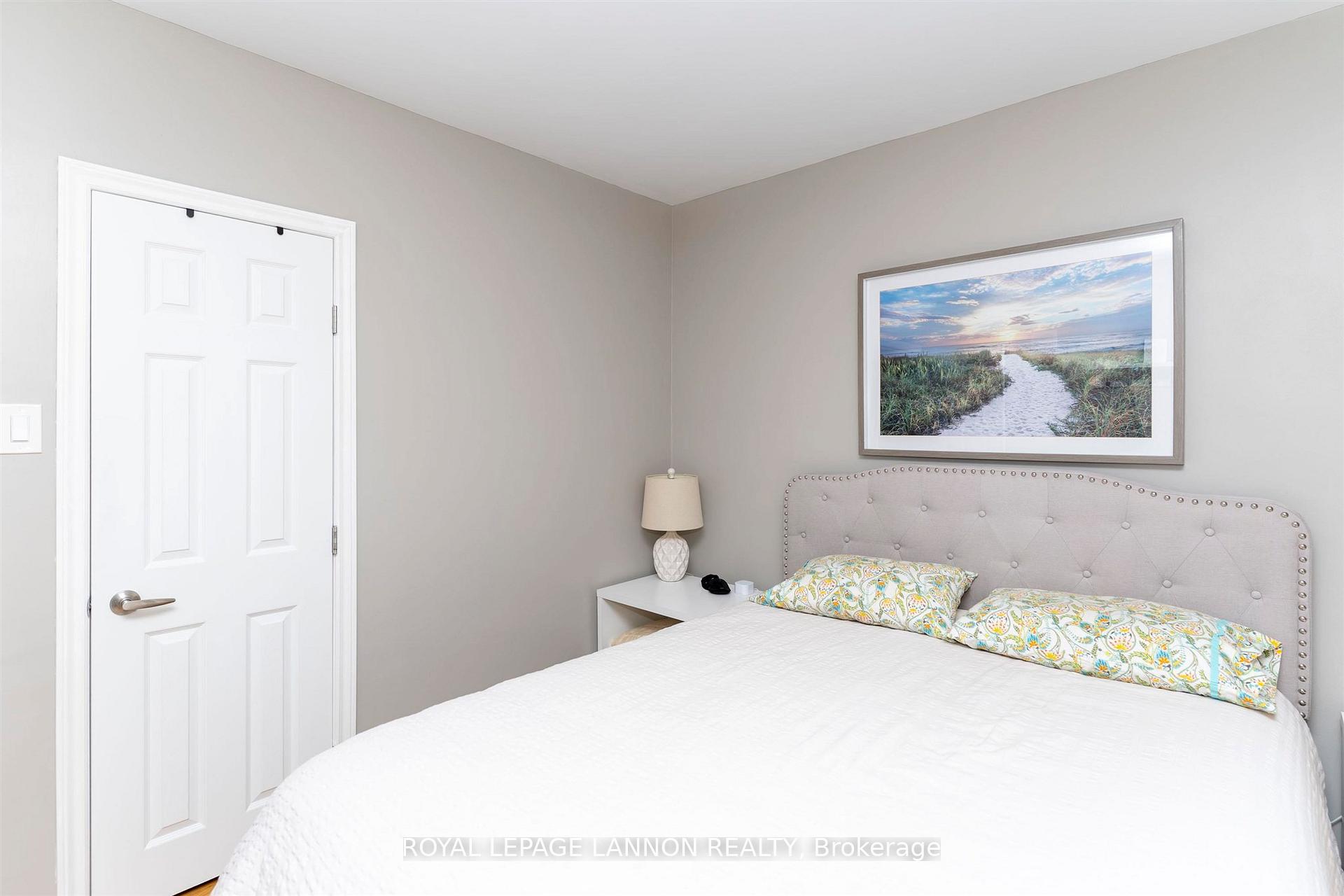 Photo 15 of 168 Hill Street S, Thunder Bay, Court / Cumberland — HOMEH