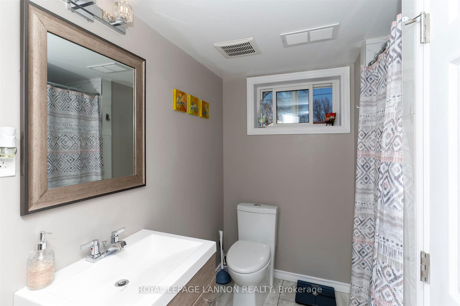 Photo 26 of 168 Hill Street S, Thunder Bay, Court / Cumberland — HOMEH