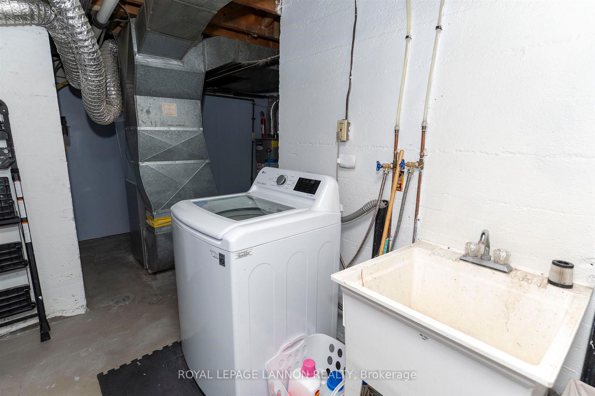 Photo 32 of 168 Hill Street S, Thunder Bay, Court / Cumberland — HOMEH