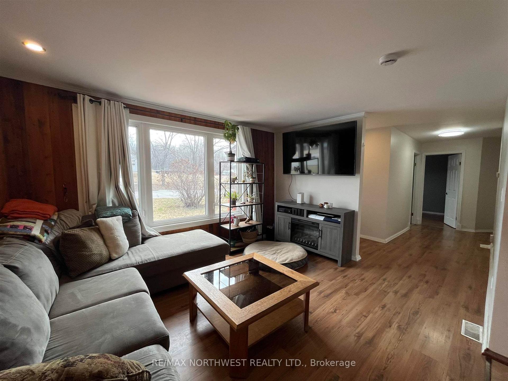 Photo 5 of 28 Rawn Road, Atikokan — HOMEH